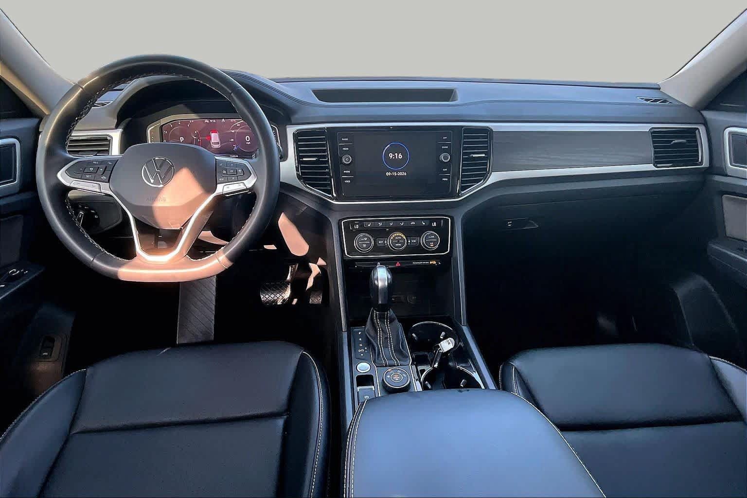 Used 2023 Volkswagen Atlas SE AWD/4WD image 15