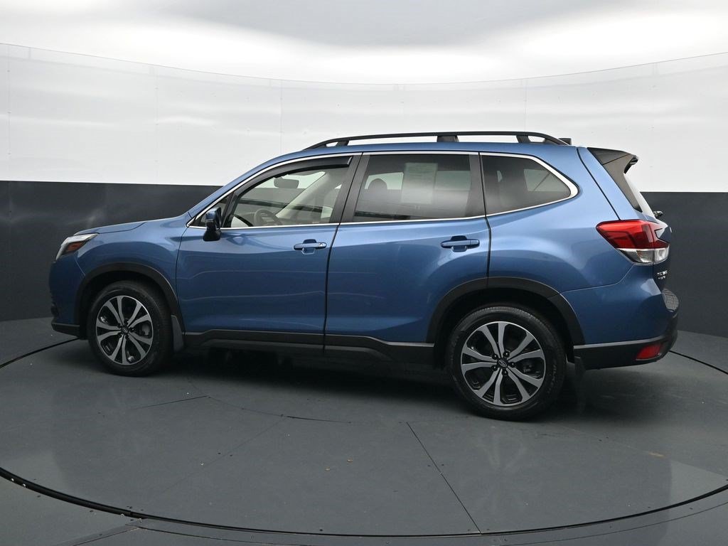 Used 2024 Subaru Forester Limited AWD/4WD image 4