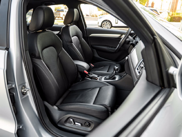 Used 2018 Audi Q3 2.0T Premium w/ Convenience Package FWD image 35