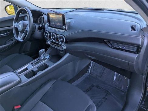 Used 2021 Nissan Sentra SV image 18