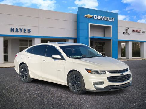 Used 2018 Chevrolet Malibu Premier w/ Premier Sun and Wheel Package image 1