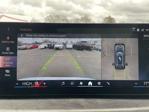 Used 2025 BMW X7 xDrive40i image 28