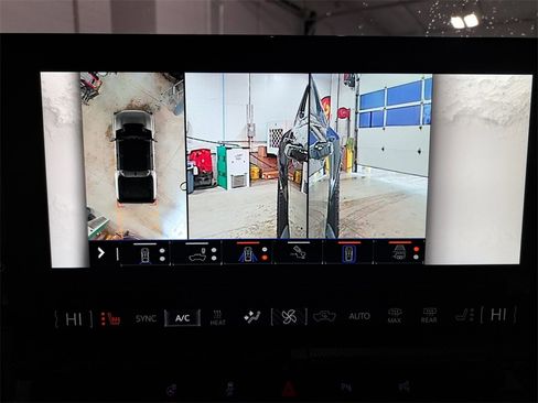 New 2025 GMC Hummer EV 3X image 38