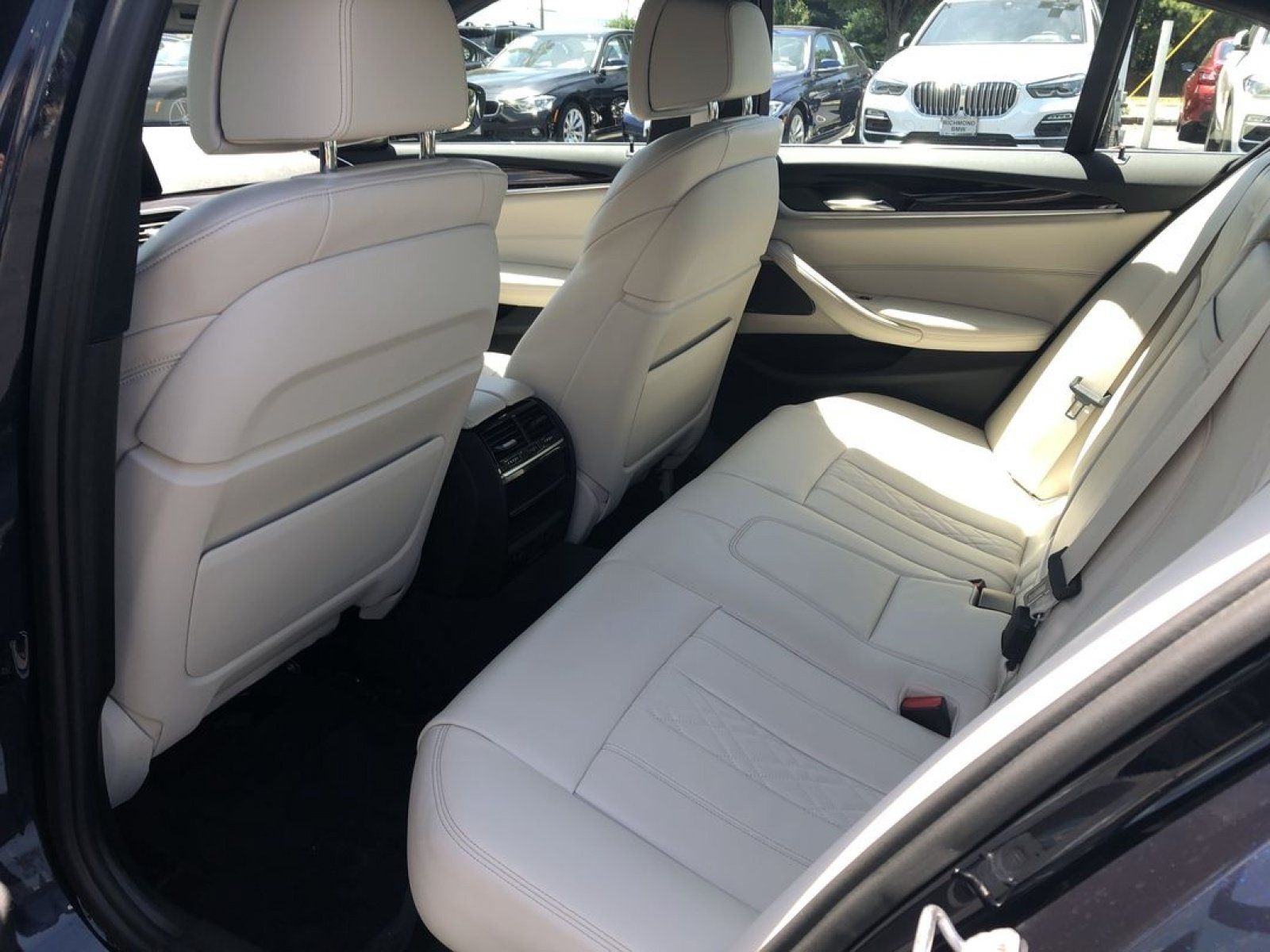 Used 2017 BMW 540i RWD image 34