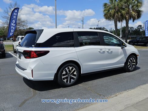 New 2026 Honda Odyssey EX-L image 5