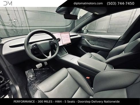 Used 2026 Tesla Model Y Performance AWD/4WD image 16