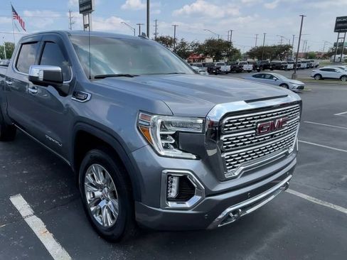Used 2021 GMC Sierra 1500 Denali w/ Driver Alert Package II AWD/4WD image 4