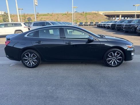 Used 2025 Chevrolet Malibu RS image 7