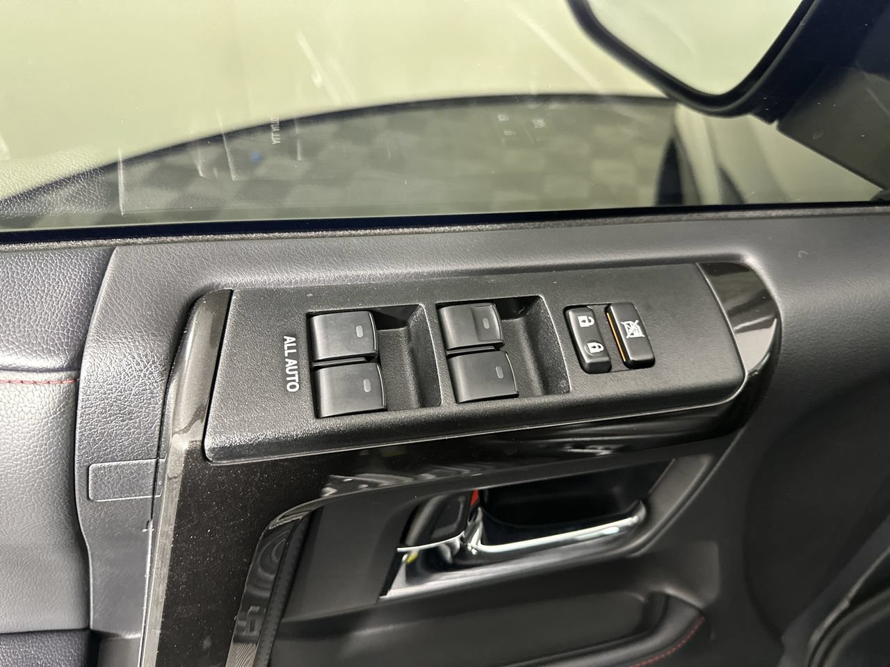 Used 2024 Toyota 4Runner TRD Off-Road Premium w/ Moonroof Package AWD/4WD image 3