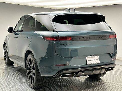 New 2027 Land Rover Range Rover Sport Dynamic SE AWD/4WD image 3