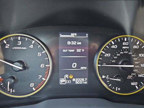 Certified 2025 Subaru Crosstrek 2.5i Sport w/ Crosstrek Mirror Package image 10