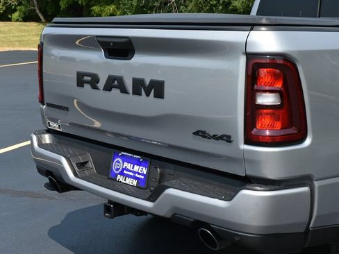 Used 2025 RAM 1500 Big Horn AWD/4WD image 8