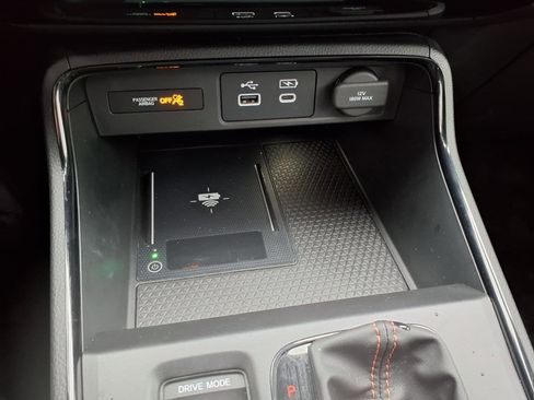 Used 2023 Honda CR-V Sport Touring image 8