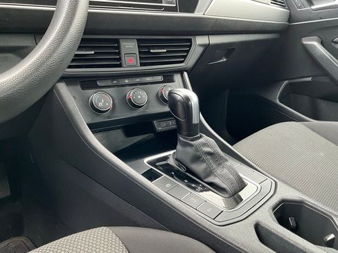 Used 2021 Volkswagen Jetta S w/ Driver Assistance Package image 18