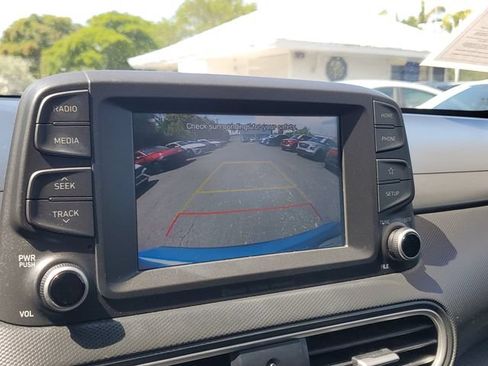 Used 2018 Hyundai Kona SEL AWD/4WD image 19