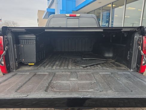 Used 2011 Chevrolet Colorado LT image 25