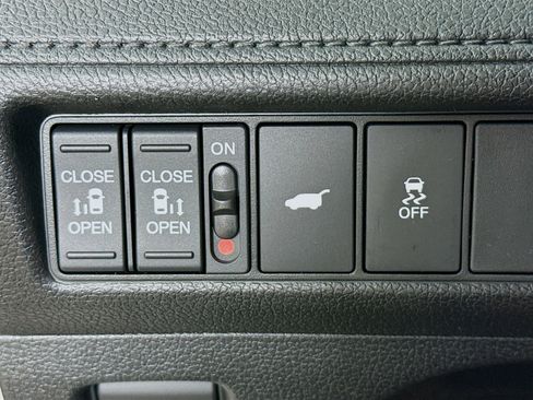 New 2026 Honda Odyssey EX-L image 9