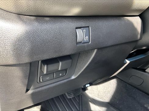 Used 2026 Chevrolet Colorado ZR2 AWD/4WD image 32