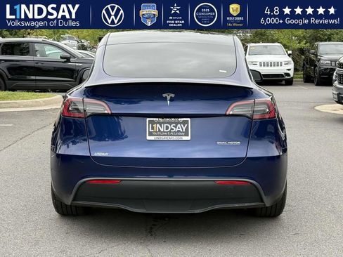 Used 2024 Tesla Model Y Performance image 6