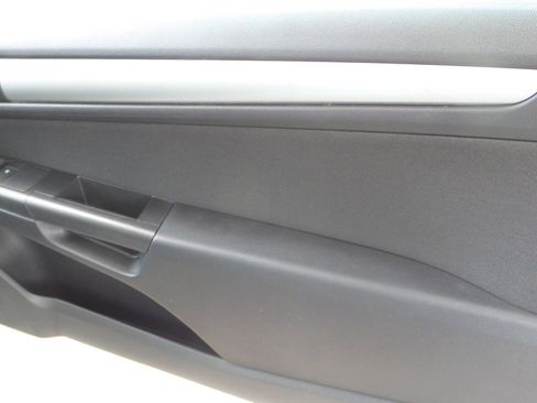 Used 2008 Saturn Astra XR image 14