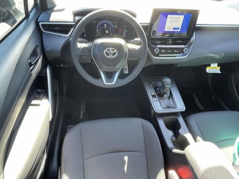 New 2026 Toyota Corolla Cross LE image 11