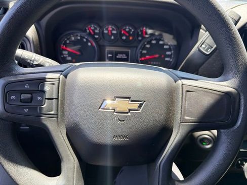 Used 2022 Chevrolet Silverado 1500 Custom RWD image 17