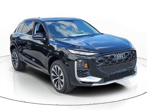 New 2026 Audi Q3 quattro 2.0T image 1