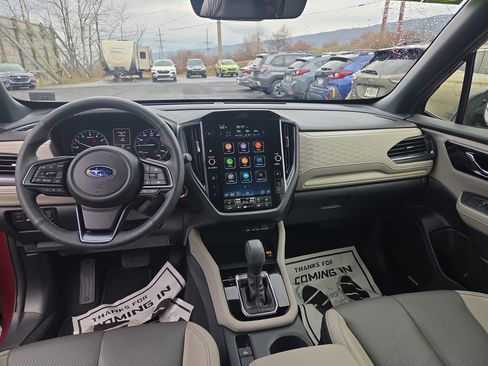 Used 2025 Subaru Forester Limited image 14