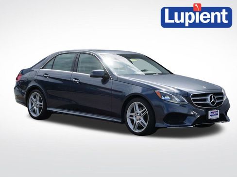 Used 2014 Mercedes-Benz E 350 4MATIC Sedan image 1