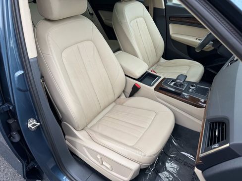 Used 2018 Audi Q5 2.0T Premium Plus w/ Premium Plus Package image 25