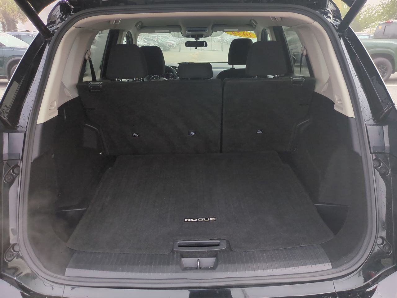 Certified 2024 Nissan Rogue SV AWD/4WD image 34