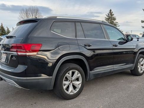 Used 2018 Volkswagen Atlas SEL image 2