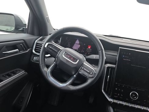 Used 2026 GMC Acadia Elevation w/ Elevation Premium Package FWD image 14