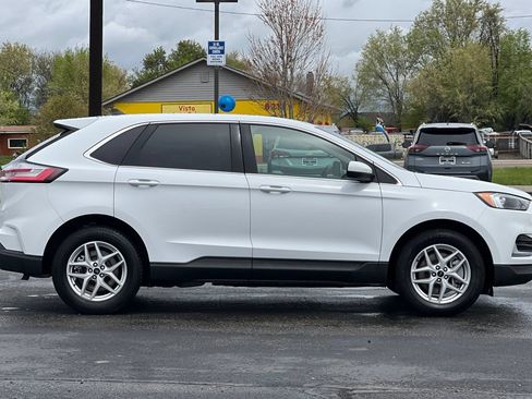 Used 2024 Ford Edge SEL AWD/4WD image 3