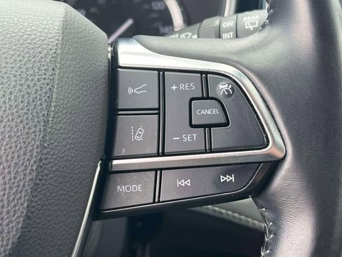 Used 2021 Toyota Highlander XSE image 23