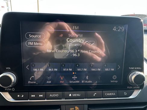 Used 2021 Nissan Altima 2.5 SR image 22