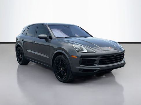 Used 2023 Porsche Cayenne Platinum Edition AWD/4WD image 7