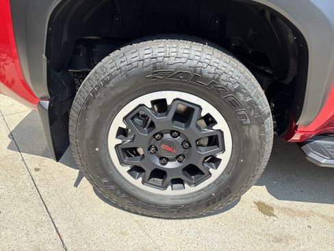 Used 2026 Toyota 4Runner TRD Off-Road Premium AWD/4WD image 36