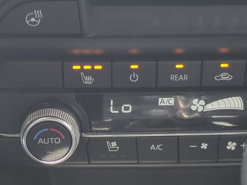 Used 2023 MAZDA CX-9 Grand Touring AWD/4WD image 19