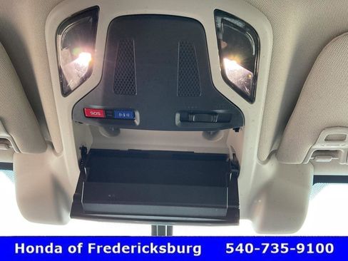 Used 2022 Subaru Outback Premium image 34