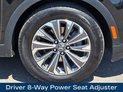 Used 2025 Buick Envision Preferred AWD/4WD image 26