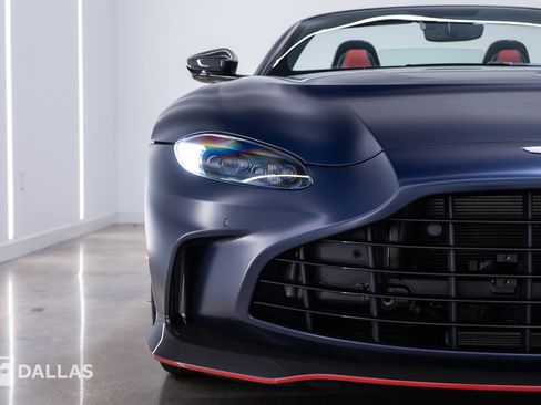 Used 2023 Aston Martin V12 Vantage Roadster RWD image 5