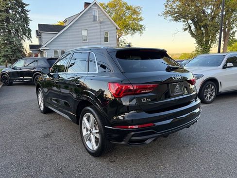 Used 2023 Audi Q3 2.0T Premium w/ 19" Wheel Package AWD/4WD image 4