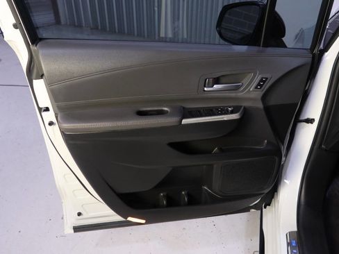 Used 2023 Toyota Sienna XSE image 21