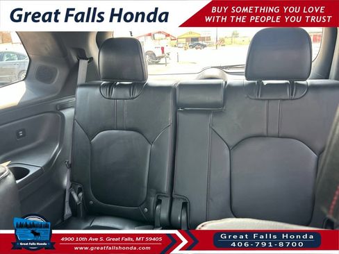 Used 2025 Honda Pilot Black Edition image 24