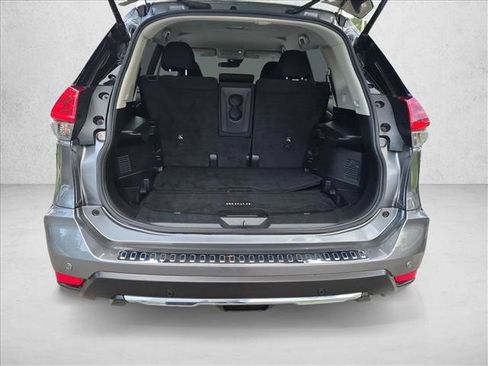 Used 2020 Nissan Rogue SV FWD image 6