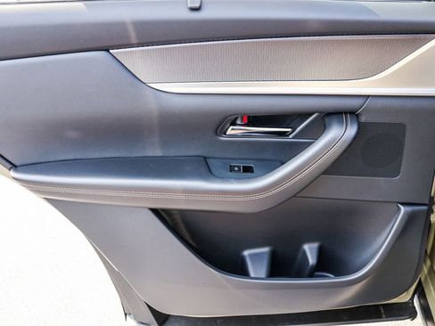 Used 2025 MAZDA CX-70 Plug-In Hybrid w/ Premium Plus image 31