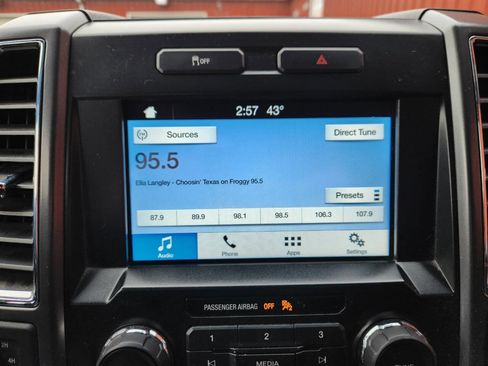 Used 2016 Ford F150 XLT w/ Equipment Group 302A Luxury image 19