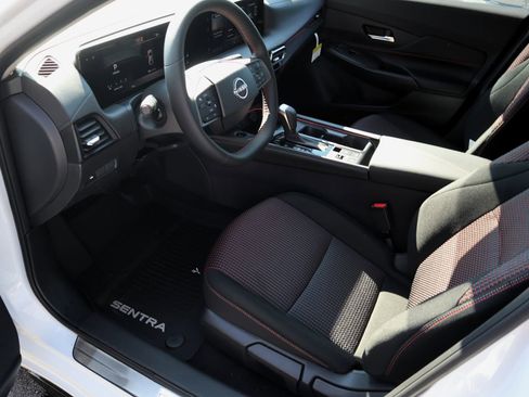 New 2026 Nissan Sentra SR w/ Floor Mat Package image 13