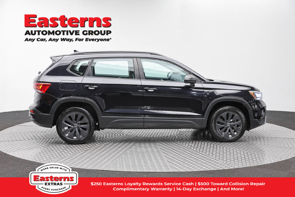 Used 2024 Volkswagen Taos S FWD image 5